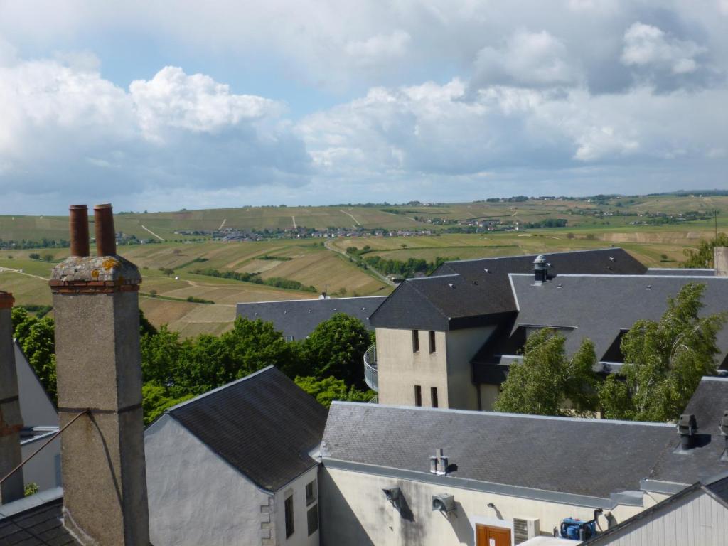 Le Clos Saint Martin Hotel Сансер Стая снимка
